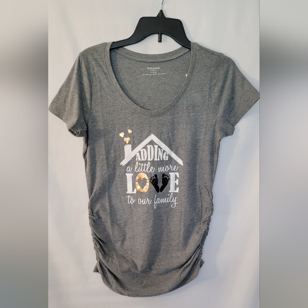 NWT Motherhood Maternity Graphic Tee Size S/P